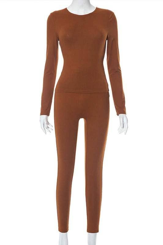 Queen Fashion - Vendita all'ingrosso Completo top e pantaloni (NON loungewear) - Donna - set camicia aderente e collant8