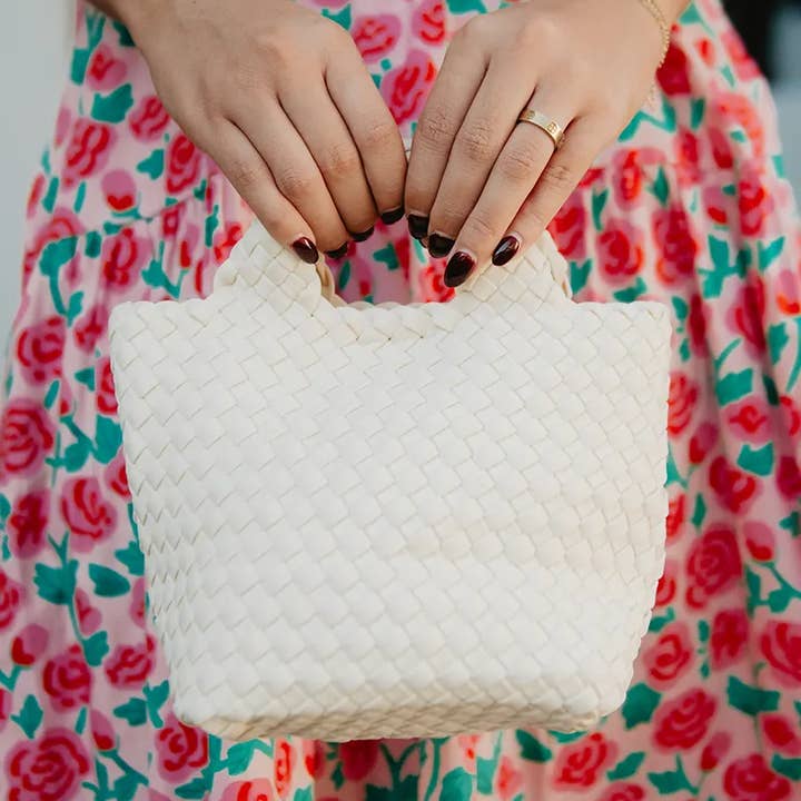 Sac fourre-tout seau en gros crème pour la vente par Katydid