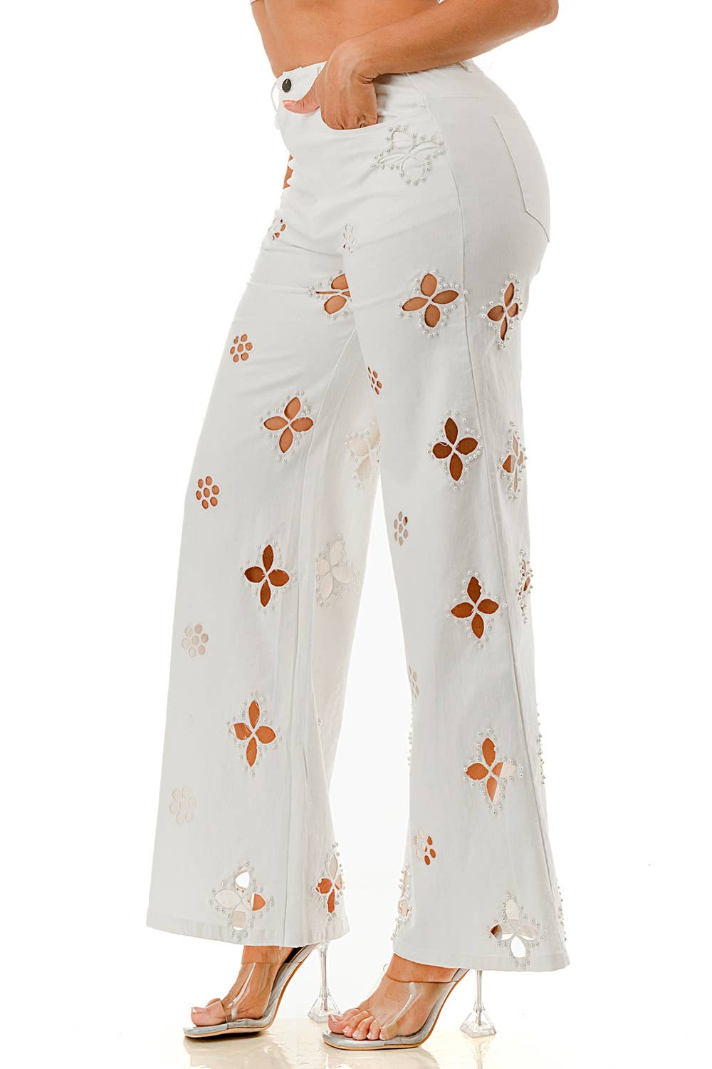 SALT - Vente Pantalon – femme - (SP5058)Pantalon large à découpes florales en perles4