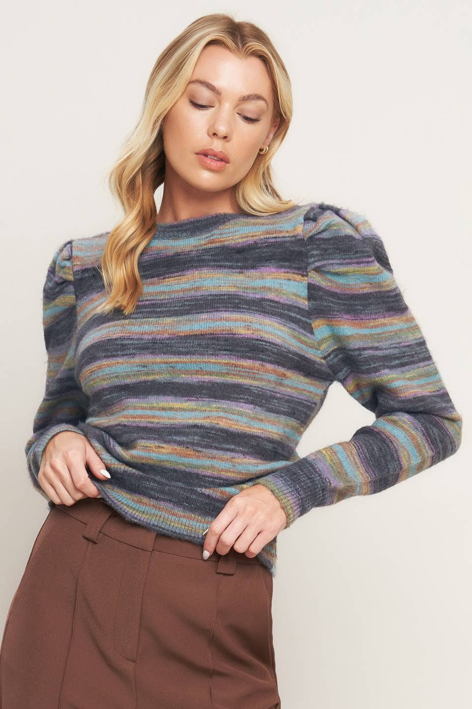 SAUGE CHARBON Un haut en tricot de pull - ISW5182 CHARCOAL SAGE en vente sur Faire0