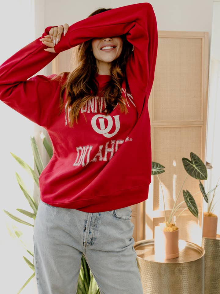 LivyLu - Wholesale Graphic Sweatshirt - Unisex - OU Oklahoma Sooners Vintage Sport Crimson Sweatshirt