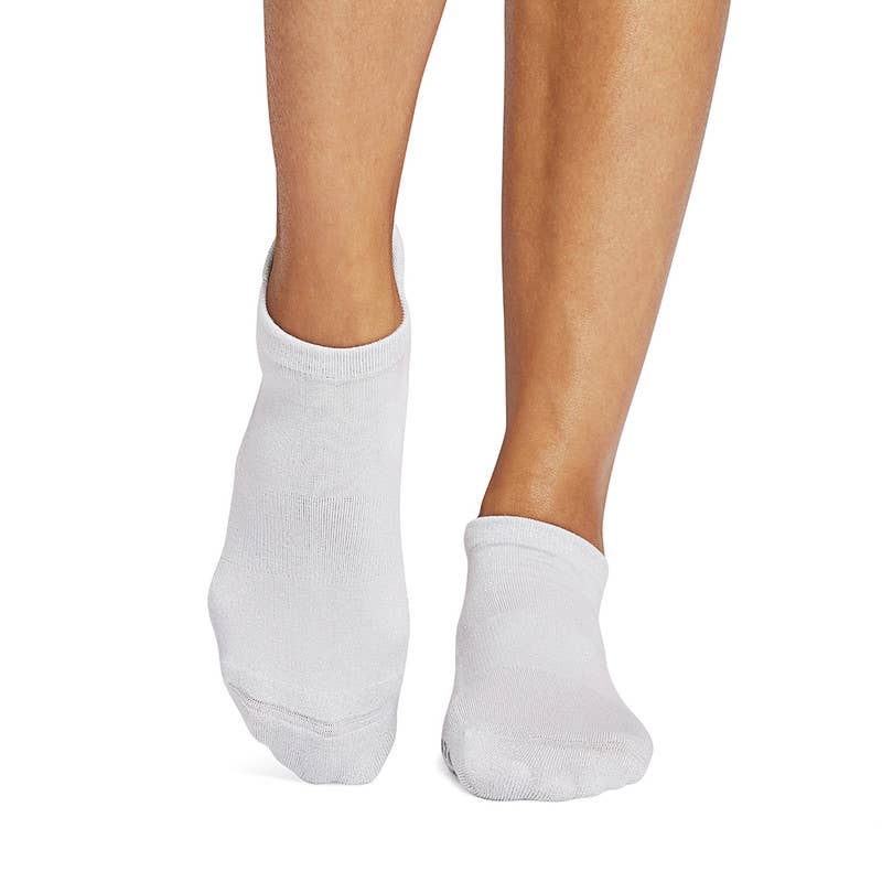 Tavi - Wholesale Socks - Women's - Grip Savvy Below Freezing1