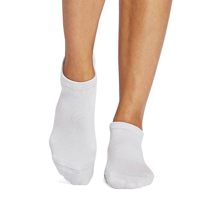 Tavi - Wholesale Socks - Women's - Grip Savvy Below Freezing1