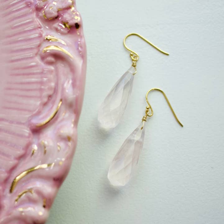 Brinco à Corte da Rainha por atacado de a.v. max