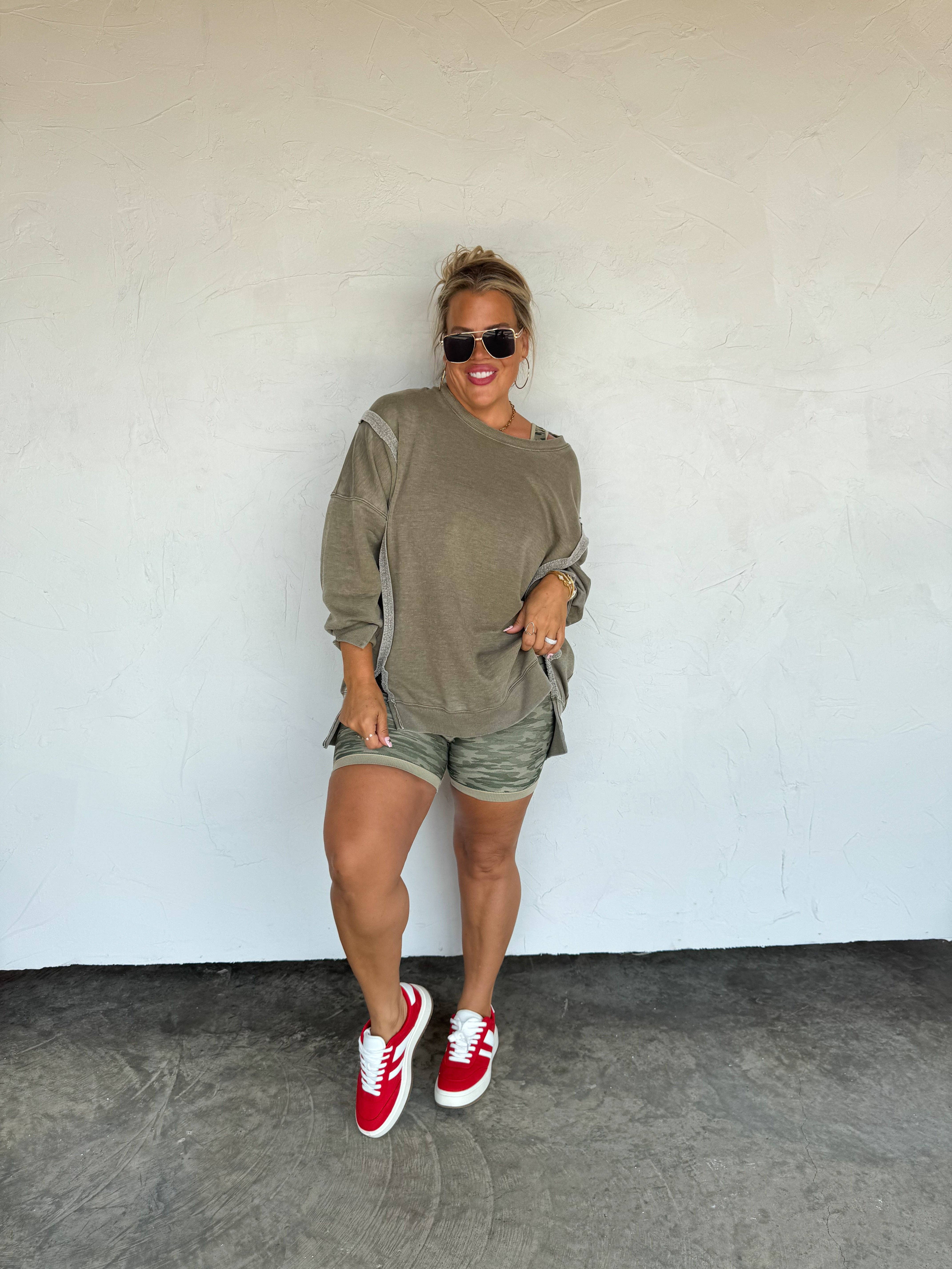 BLAKELEY - Wholesale Sweatshirt - Women's - FALL COLORS CLASSIC CREW PULLOVER11