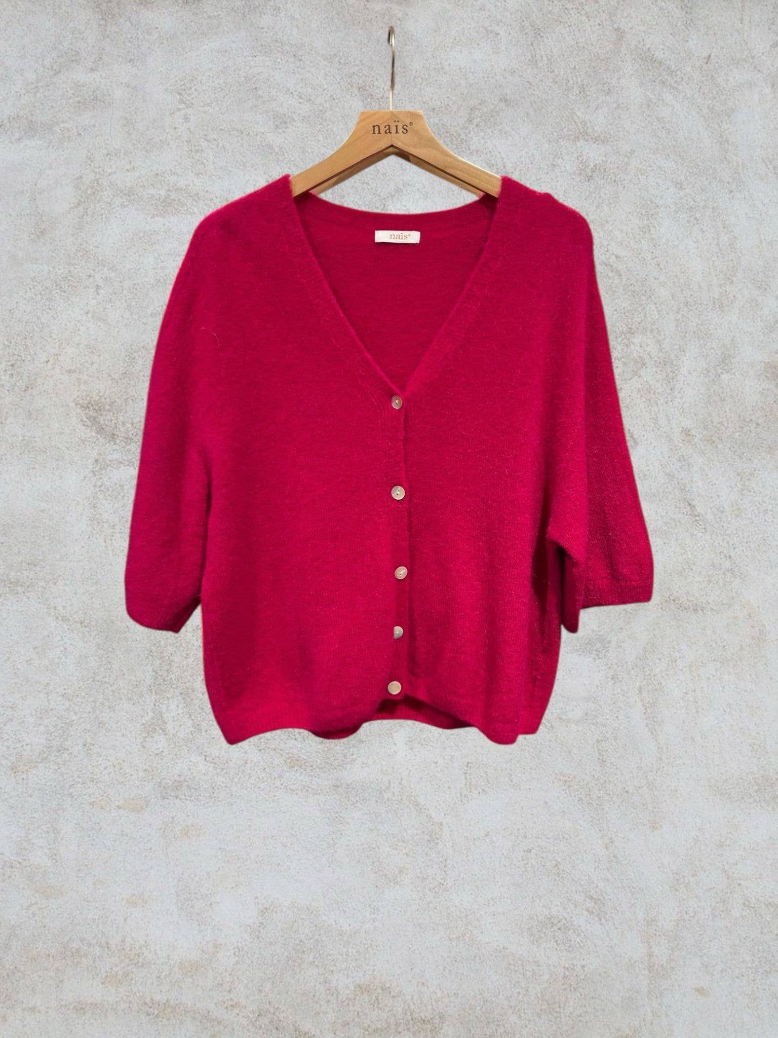 NAÏS PARIS - Wholesale Cardigan - Dames - V-hals cardigan met knopen en 3/4 mouwen van alpaca en wol14