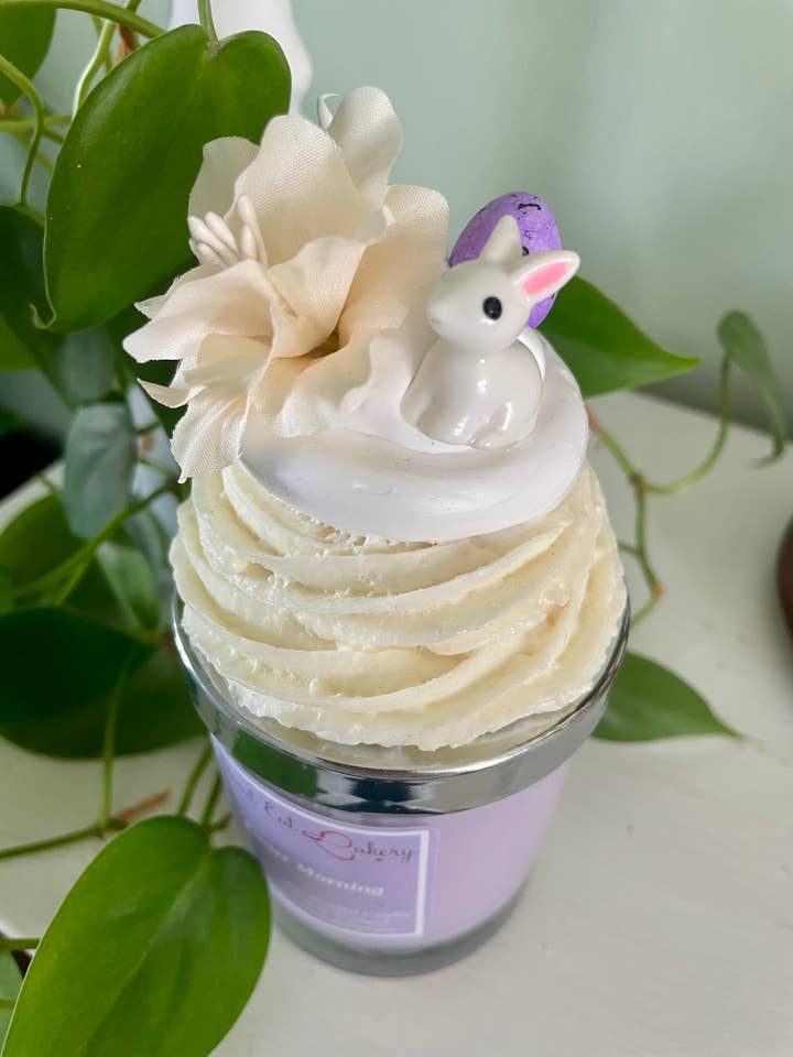 Paasochtend Cupcake Kaars voor wholesale door Donut Eat Bakery