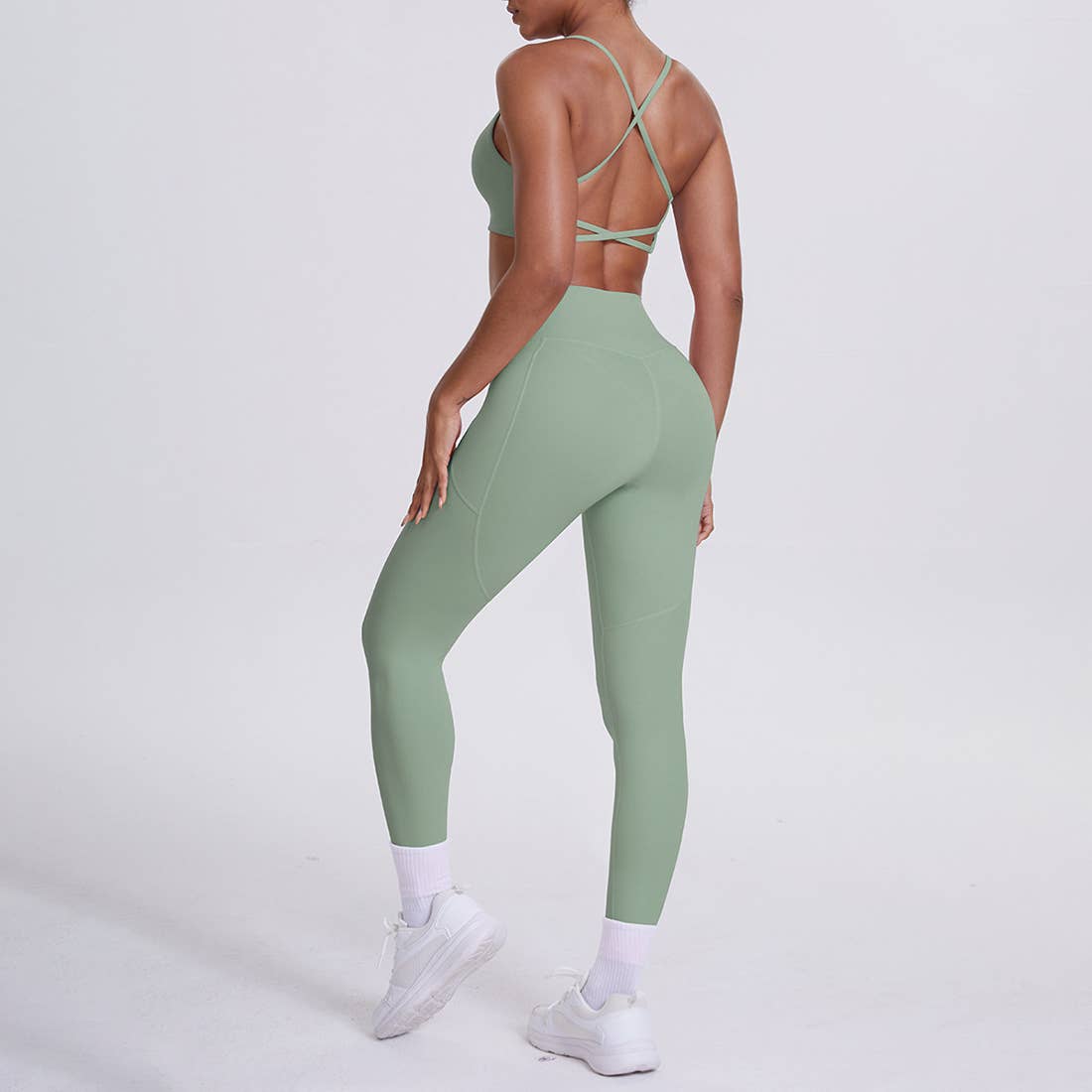 Sodalemon - Wholesale Activewear Set - Women's - Women High-Waisted Yoga Set: Sports Bra + Sculpting Leggings11