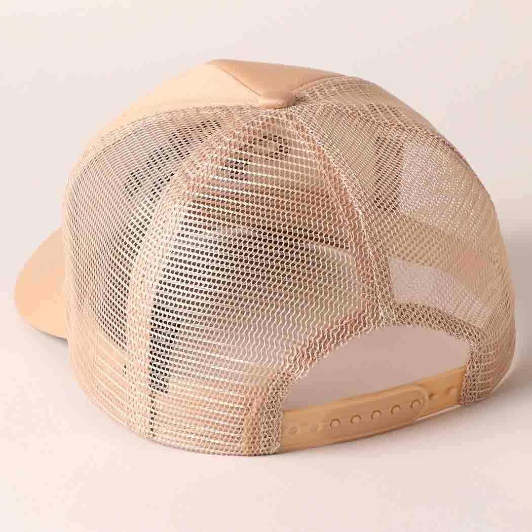 Fashion City – wholesale Truckerkeps – Dam – Embroderad truckerkeps med 'coffee run'-text5