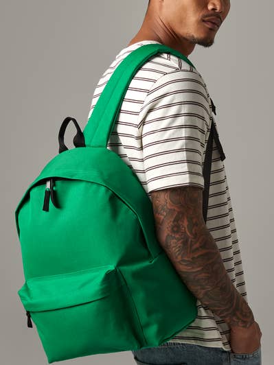 Mochila de Moda Original BagBase | Mochila de 18 Litros | Correas Acolchadas | 29 Colores | Talla Única para venta al por mayor de Logo Free Clothing