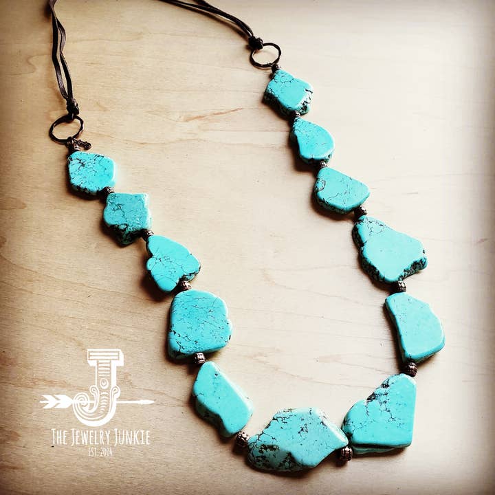 The Jewelry Junkie - Vendita all'ingrosso Collana con ciondolo/pendaglio - Collana con lastra occidentale in turchese blu con lacci in pelle 235x