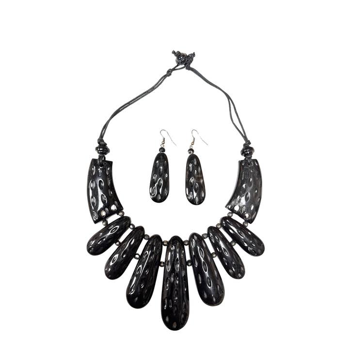 Statement-halskædesæt af bøffelhorn for engroshandel hos Treasure Jewelry