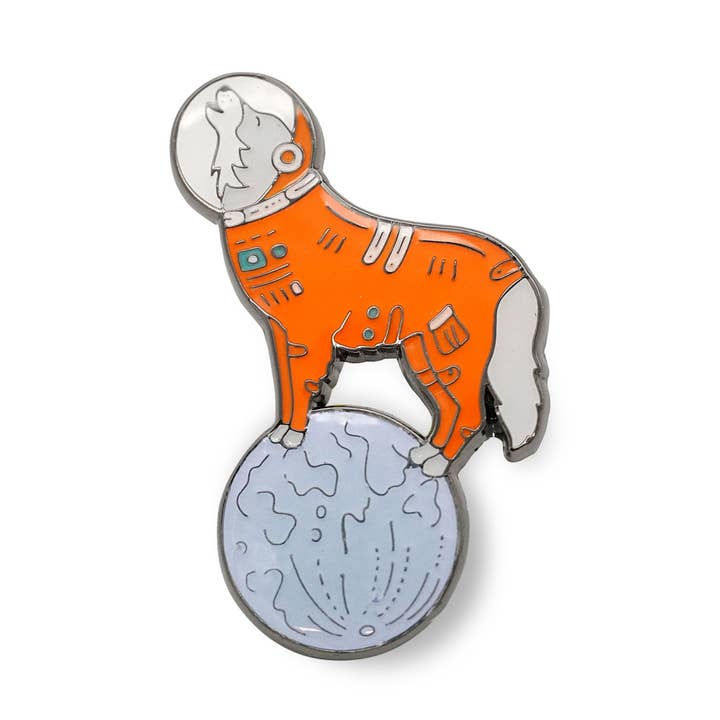 Épingle en émail Space Wolf pour la vente par Compoco