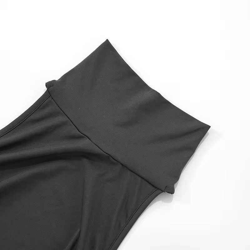 BELLISSIMA FASHION - Wholesale Romper - Women's - Halter Neck Sleeveless Backless Romper2