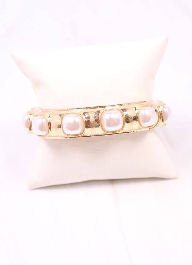 Caroline Hill - Wholesale Bangle Bracelet - Mirren Bracelet with Pearls GOLD3