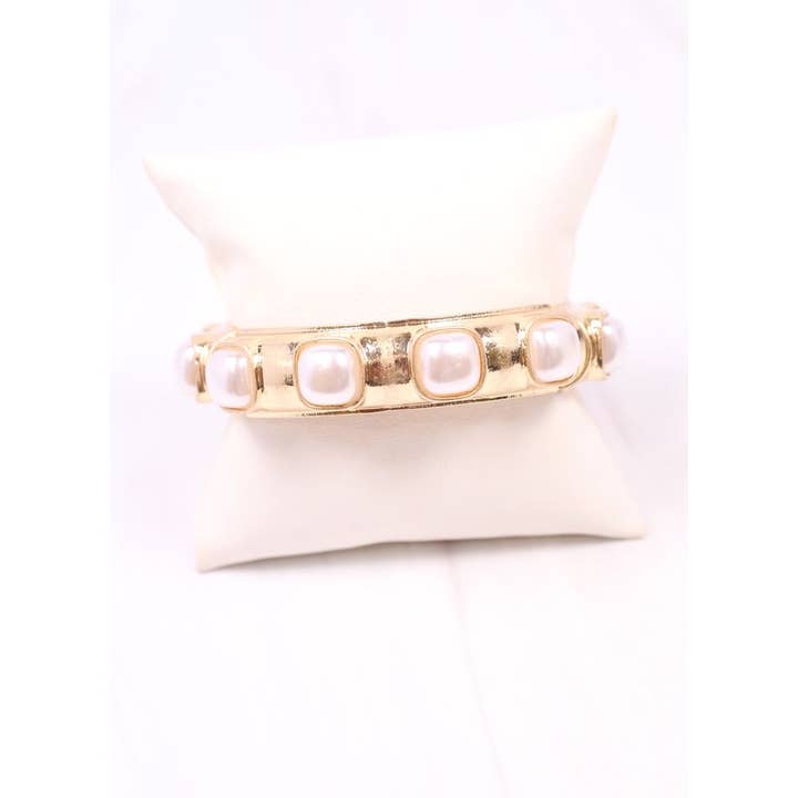 Caroline Hill - Wholesale Bangle Bracelet - Mirren Bracelet with Pearls GOLD3