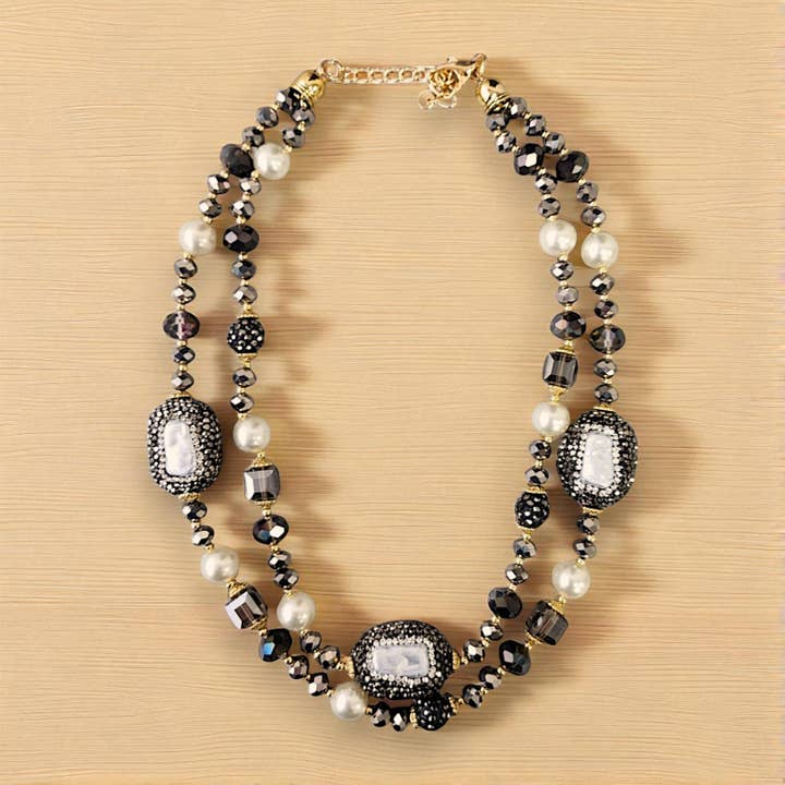 Bijoux Envie Statement Jewelry - Wholesale Beaded/pearl necklace - Short Pearl Pavé Station Necklace | Statement Jewelry | Boho4