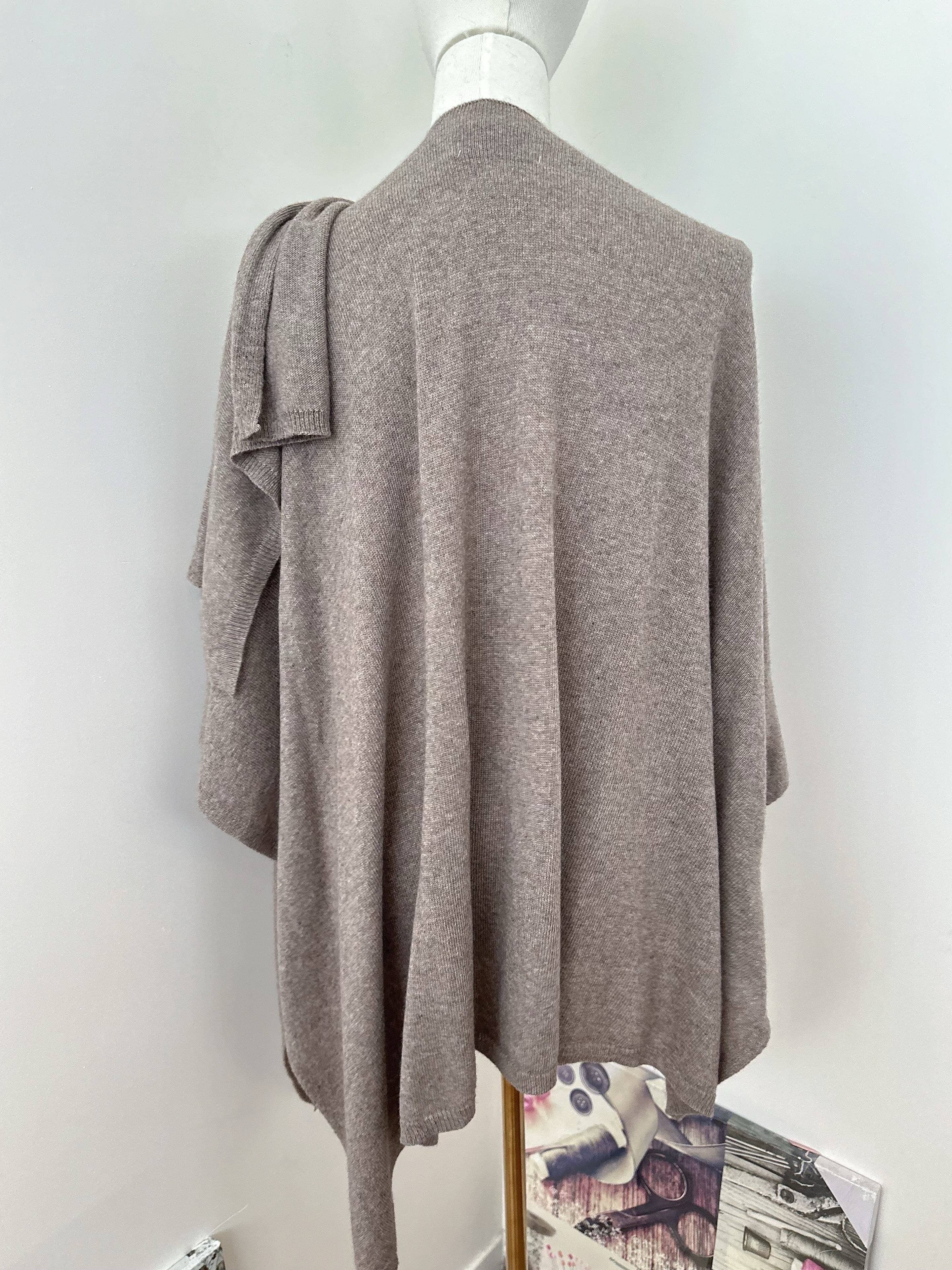 Orice - Wholesale Poncho - Women's - Knit poncho cape O/S fall/christmas - Orice3