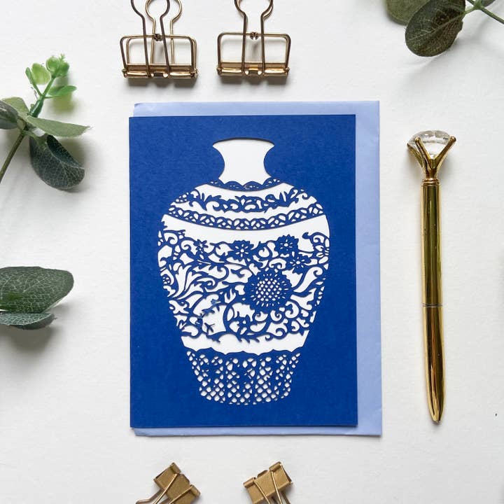 Blue Wedgwood vase card, Chinese vase greeting card for wholesale by Chow's Stories