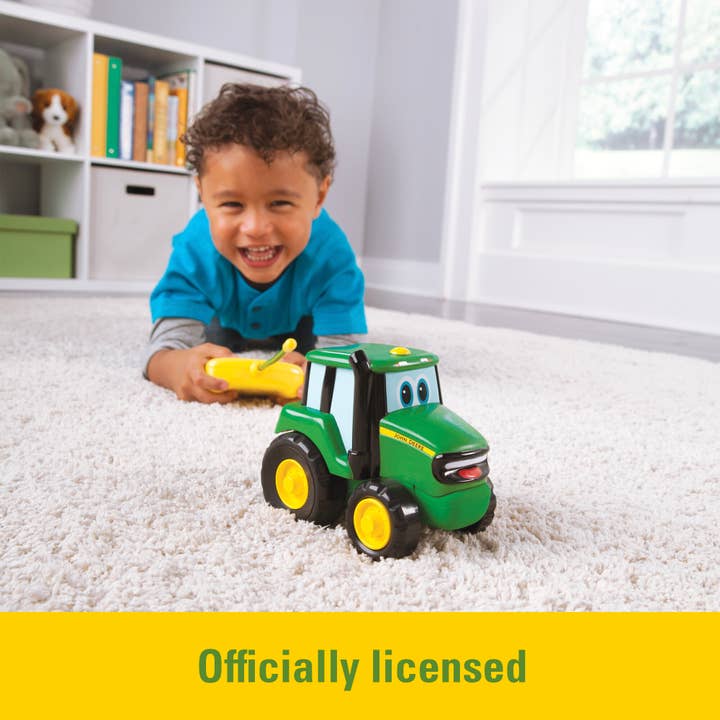 TOMY - Wholesale Toy Car/Truck - Kids - TOMY John Deere Radio Controlled Johnny Tractor Toy7