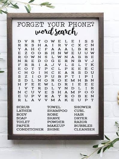 Cartello con cornice in legno con scritta «Forget your phone» per la vendita all'ingrosso da parte di Willie & Dolly Designs