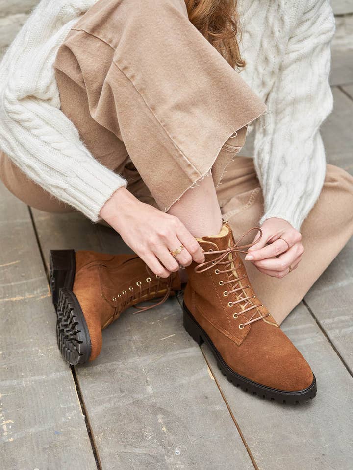 Lined Combats Boots Commando Juliette - Hazel for wholesale by Pied de Biche