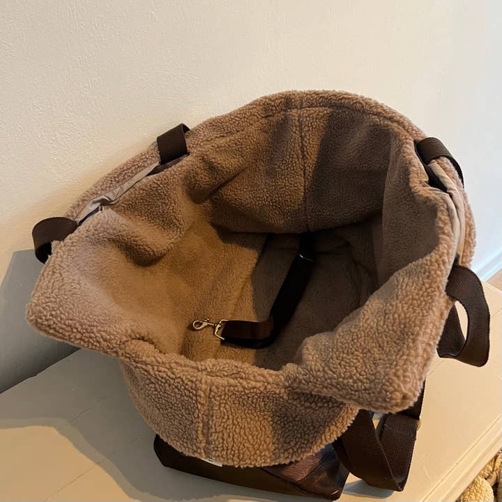 DrewsDogwear - Wholesale Pet Carrier - Dog - Cali // Sporty dog bag with soft inner lining in teddy fleece4