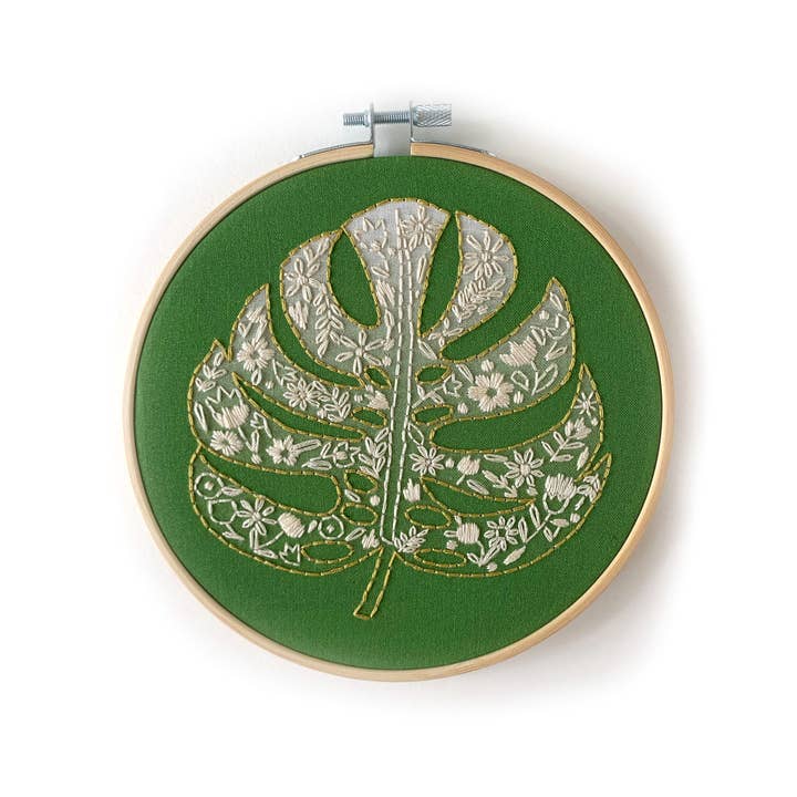 Rikrack - Wholesale Craft Sewing Kit - Monstera Embroidery Kit1