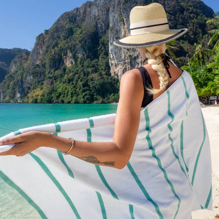 Arkwright Home - Wholesale Beach Towel - Las Rayas Striped Pool/Beach Towel 43