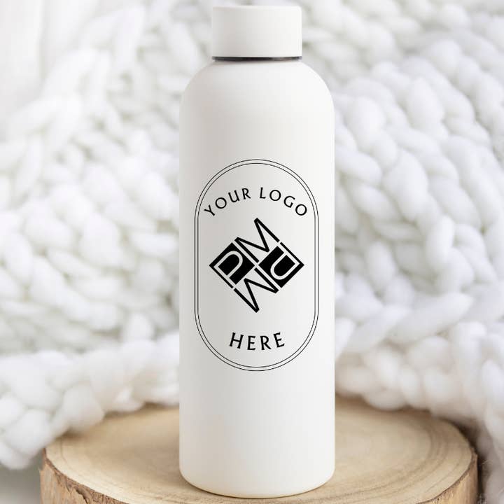 Bouteille d'eau en acier inoxydable isolée avec logo personnalisé | 500 ml pour la vente par Press and Merch