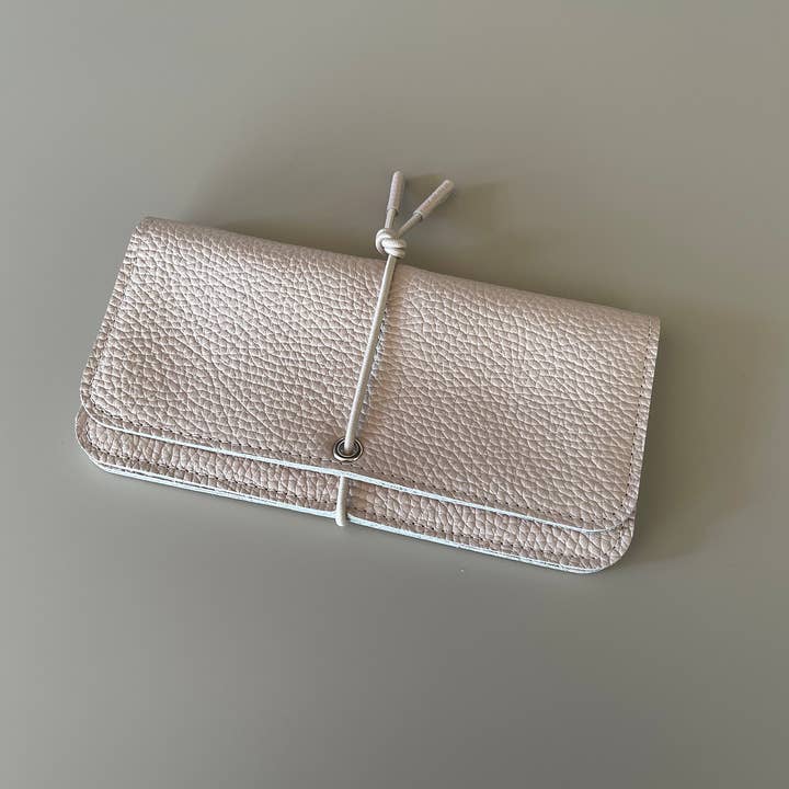 Marieke Jacobs - Wholesale Wallet - Women's - KNOT wallet wide - leather - dandelion - shell - blossom1