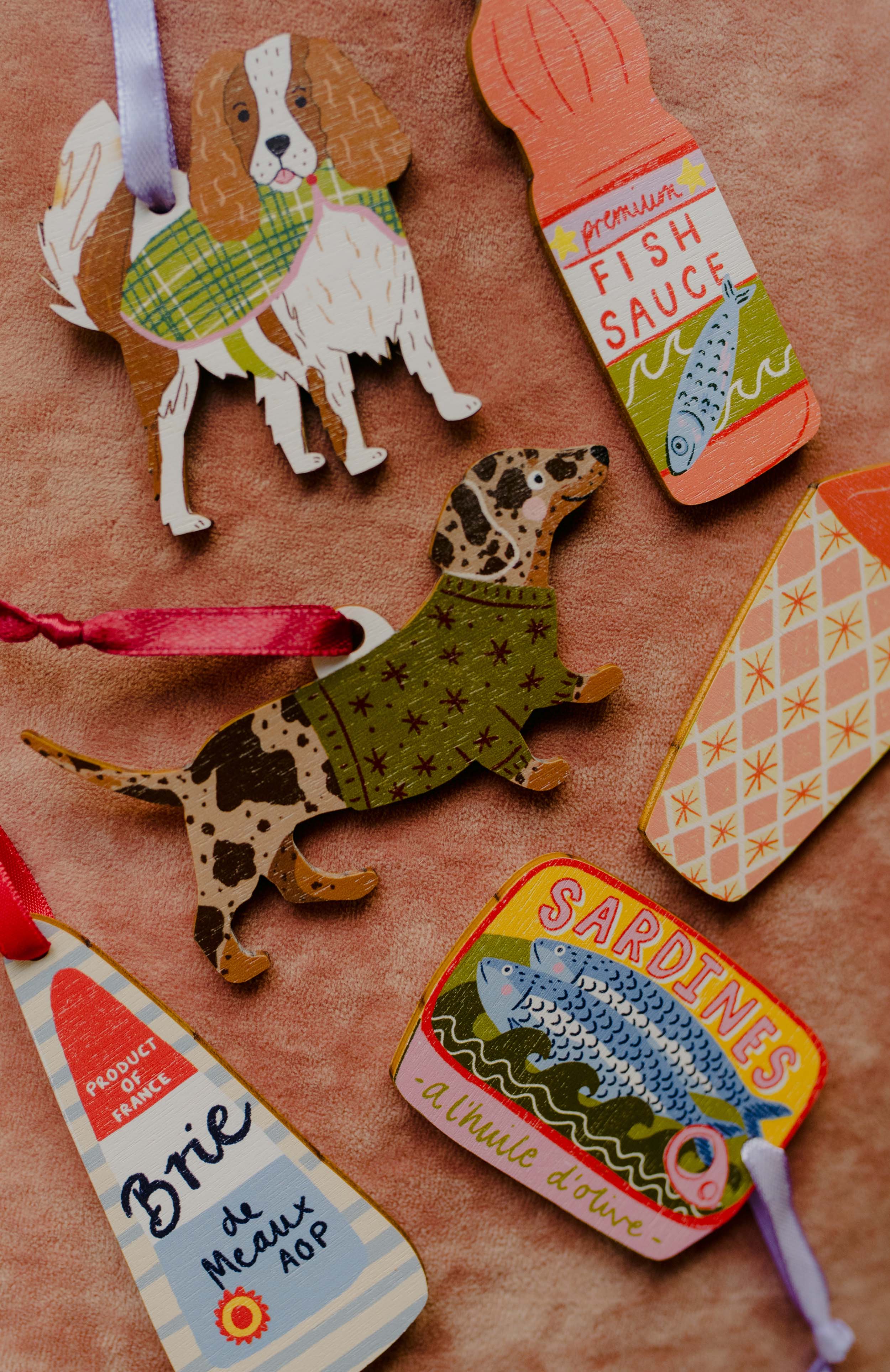 Laura Barnes Wholesale Ltd – wholesale Ornament – Sardines Christmas Decoration5