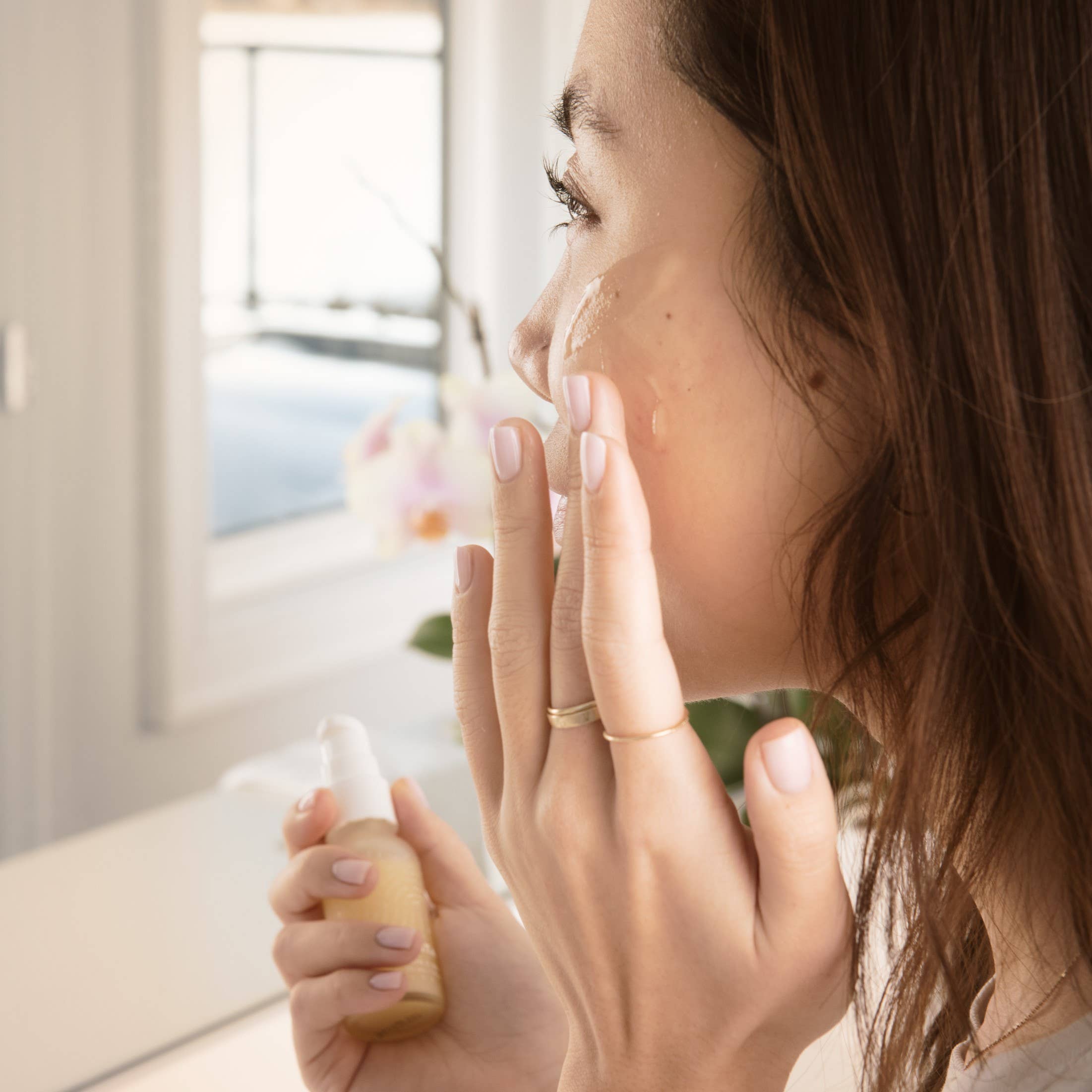 VERITAO Skincare - Wholesale Facial Serum/Concentrate - Vitamin C Serum - Patented lightweight Ascorbyl Glucoside7