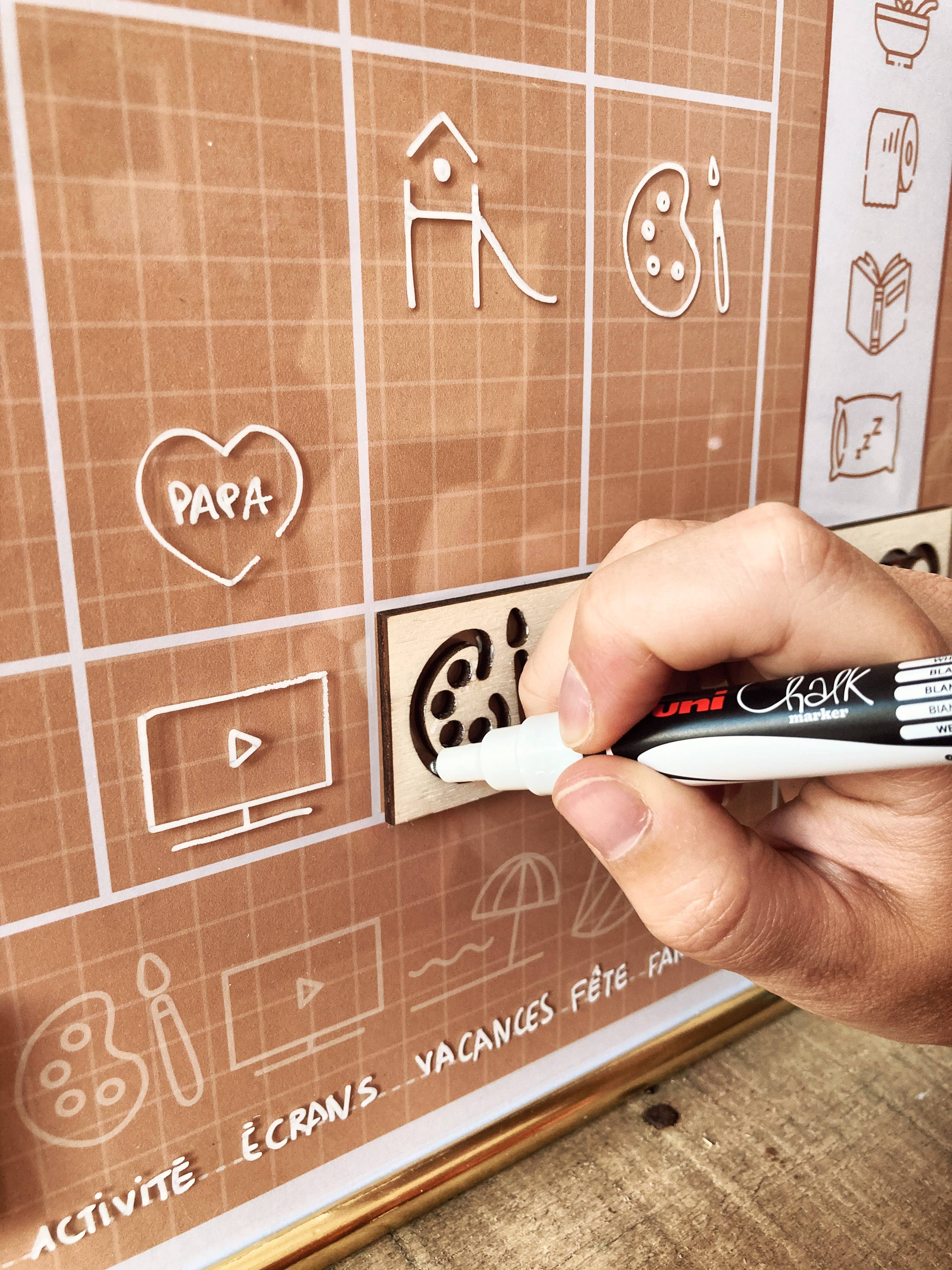 Treebu Family - Wholesale Kunstprint - Stageweek planning kit met papier en hout5