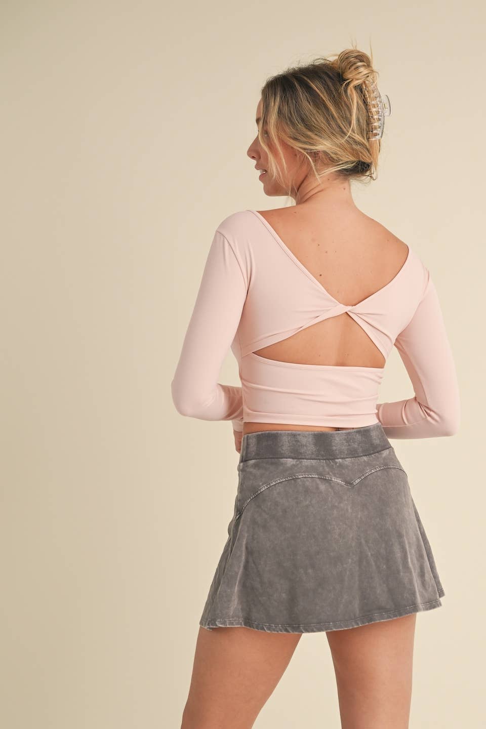 KIMBERLY C - Wholesale Athletic Top - Women's - Twist Back Long Sleeve Top8