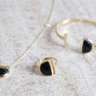 Atelier Leblanc – wholesale Single stone/solitaire ring – Half-moon Black Onyx Ring2