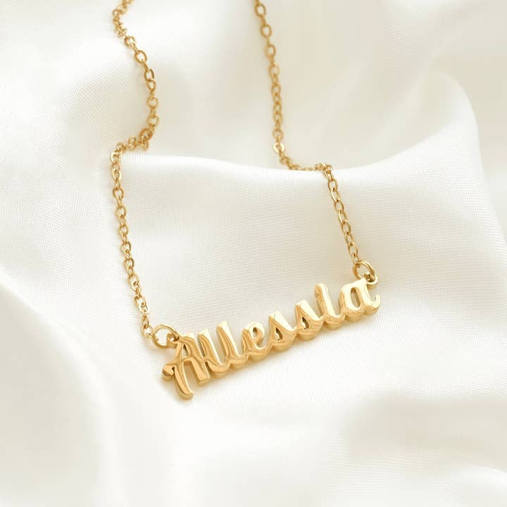 Blueyejewelry - Wholesale Pendant/Charm Necklace - Custom Name Necklace - 18k Gold Personalized Name Necklace