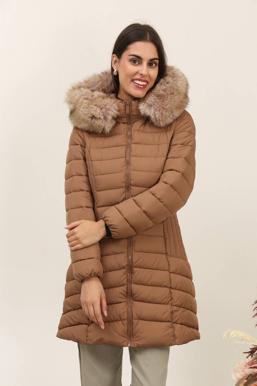 Attrait Paris - Wholesale Puffer Jacket - Women's - Long quilted down jacket with fur on hood15
