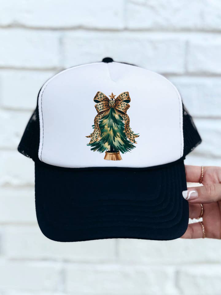 Trucker-Mütze mit Weihnachtsbaummuster und Schleife für den Großhandel von Tickled Teal