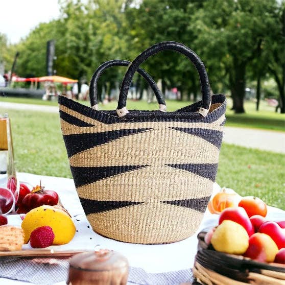 The African Home Goods - Wholesale Beach Bag - Large U-Shopper - Beach Tote Bag Ghana Basket Black & Tan6