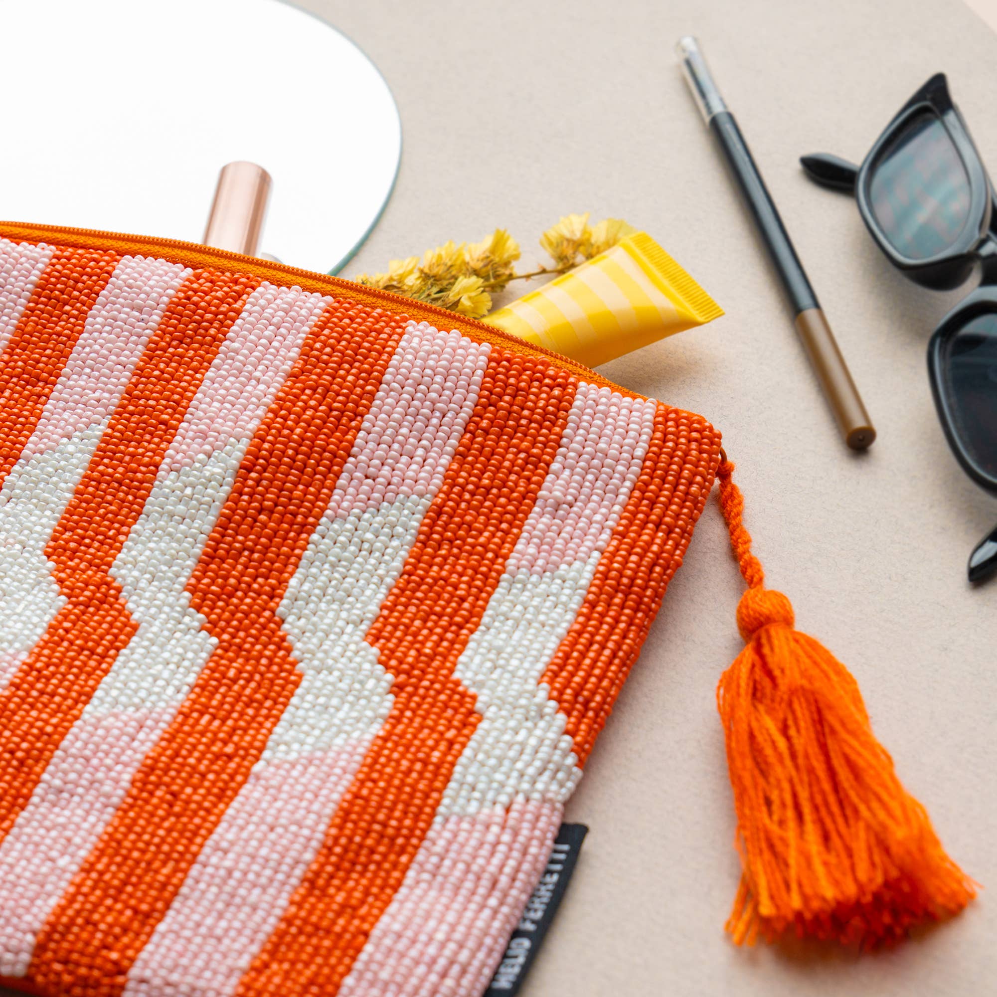 Helio Ferretti - Wholesale Clutch - Dames - Orange Thunder clutch van Helio Ferretti1