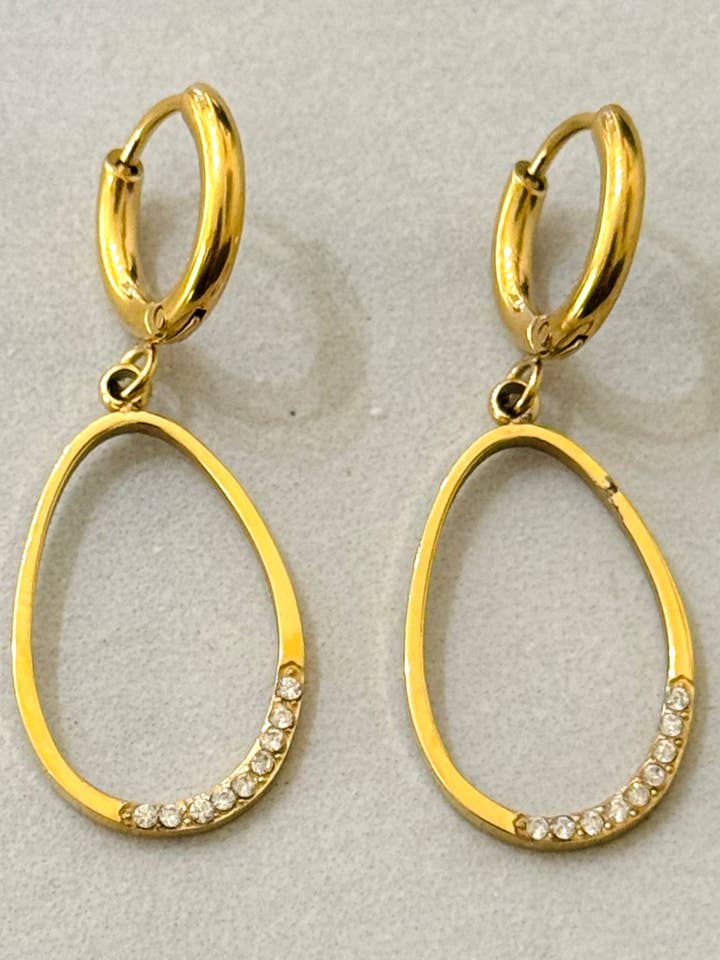 Makito Drop Shape Hoop Earrings w White Zirconias for wholesale by Cassette Barcelona