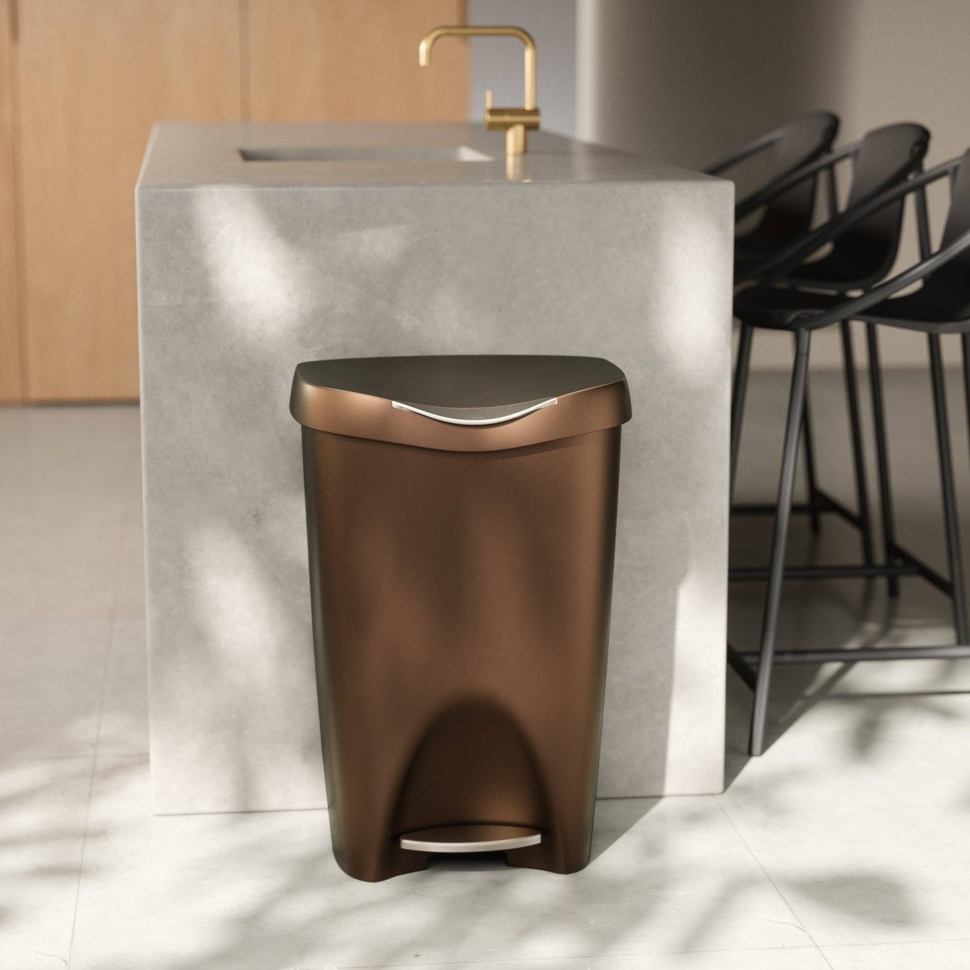 Umbra - Wholesale Trashcan/Trash Bin - Brim Step On Trash Can26