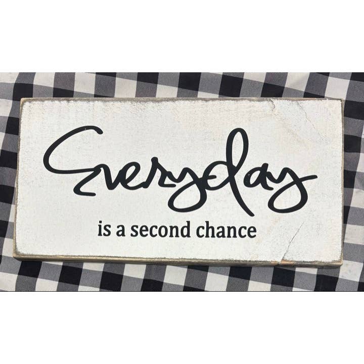 HVERDAGEN ER EN ANDEN CHANCE BOHO, BONDEGÅRD, INDRETNING, PRIMITIV for engroshandel hos Dudley's Cottage & Gifts