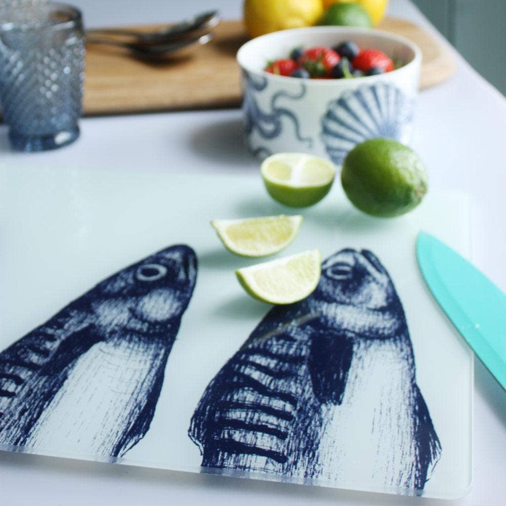 Cream Cornwall – wholesale Cutting board – Mackerel Glass Worktop Saver2