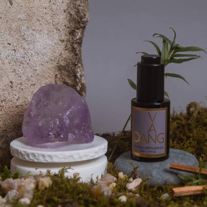 Il set da meditazione Crystal - Amethyst Acid Washed Dream per la vendita all'ingrosso da parte di Van Dang Fragrances