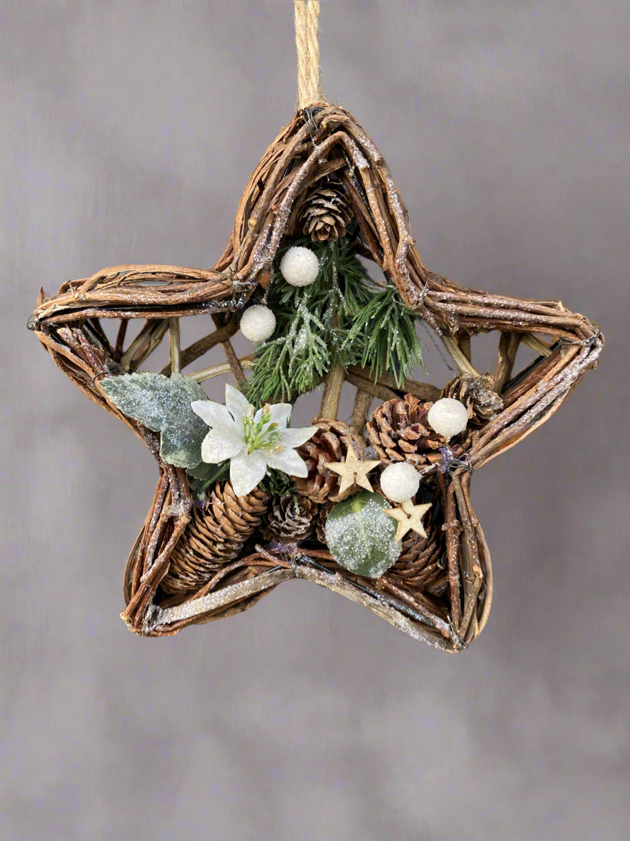 Marissa's Gifts – wholesale Wreath – Handmade Hanging star wreath 25 x 25 x 6cm Christmas/seasonal hanging wreath2