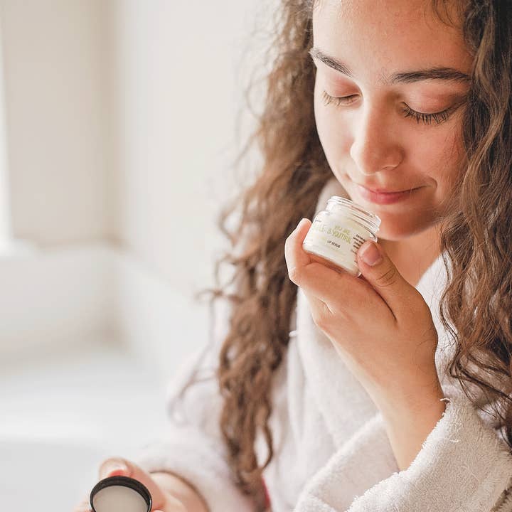 Zandra Beauty - Wholesale Lip Scrub/Polish - Zandra Lip Scrub5