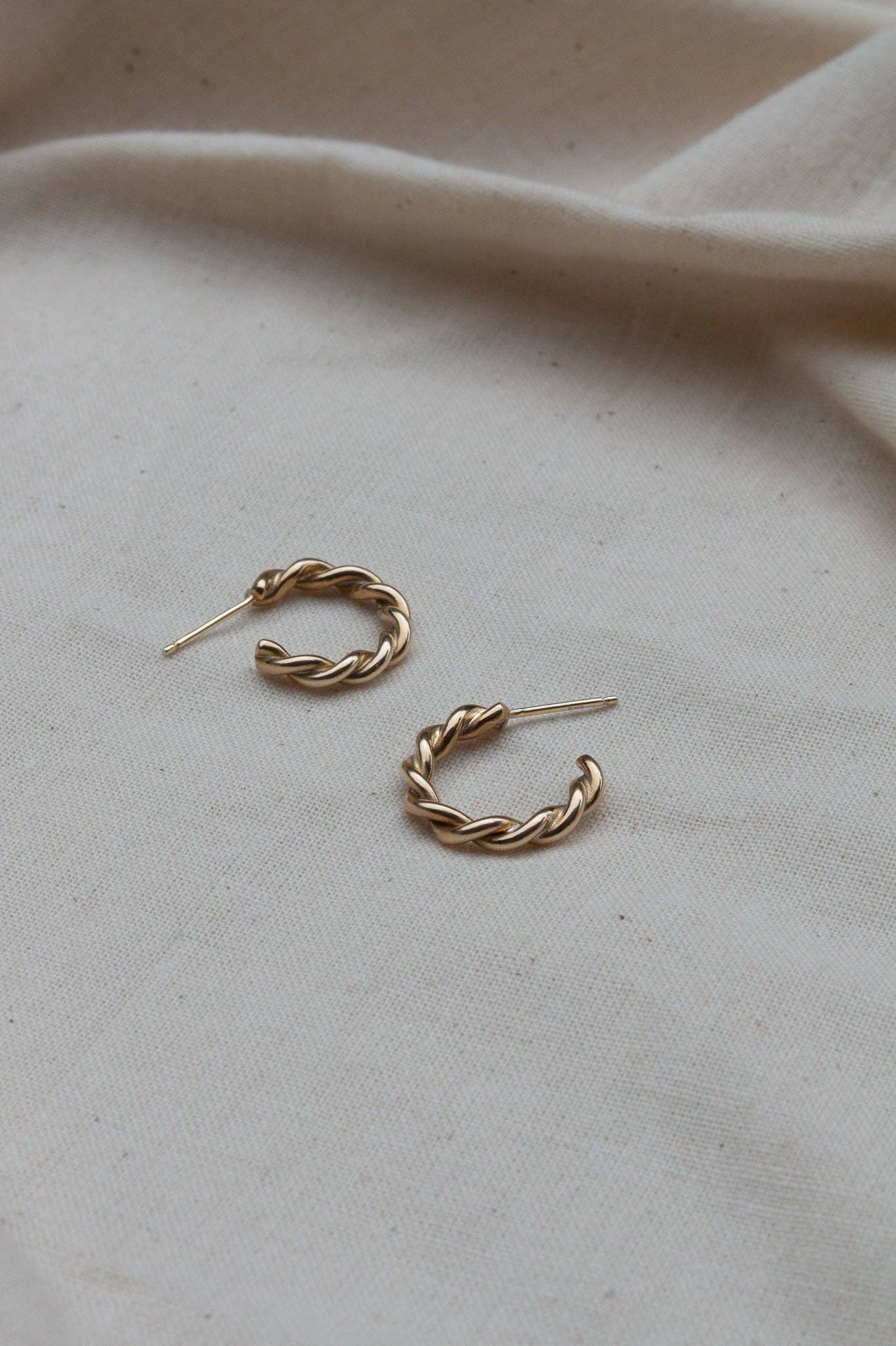 YEWŌ Collective - Vendita all'ingrosso Orecchini a cerchio - Cerchi Zinga (Sm/Lg)8