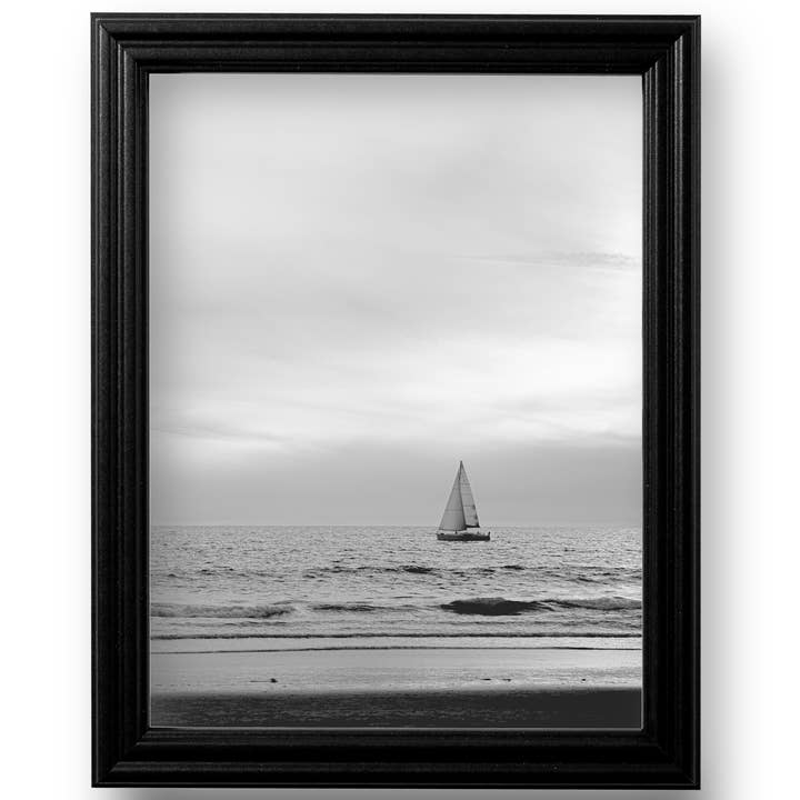 US Art Frames - Wholesale Picture Frame - 8x10 Black .75" Solid Wood Picture Frame for Wall